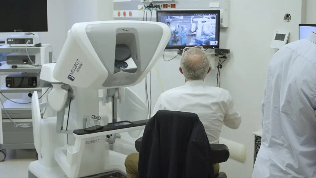 c0058.00 02 32 08.still011